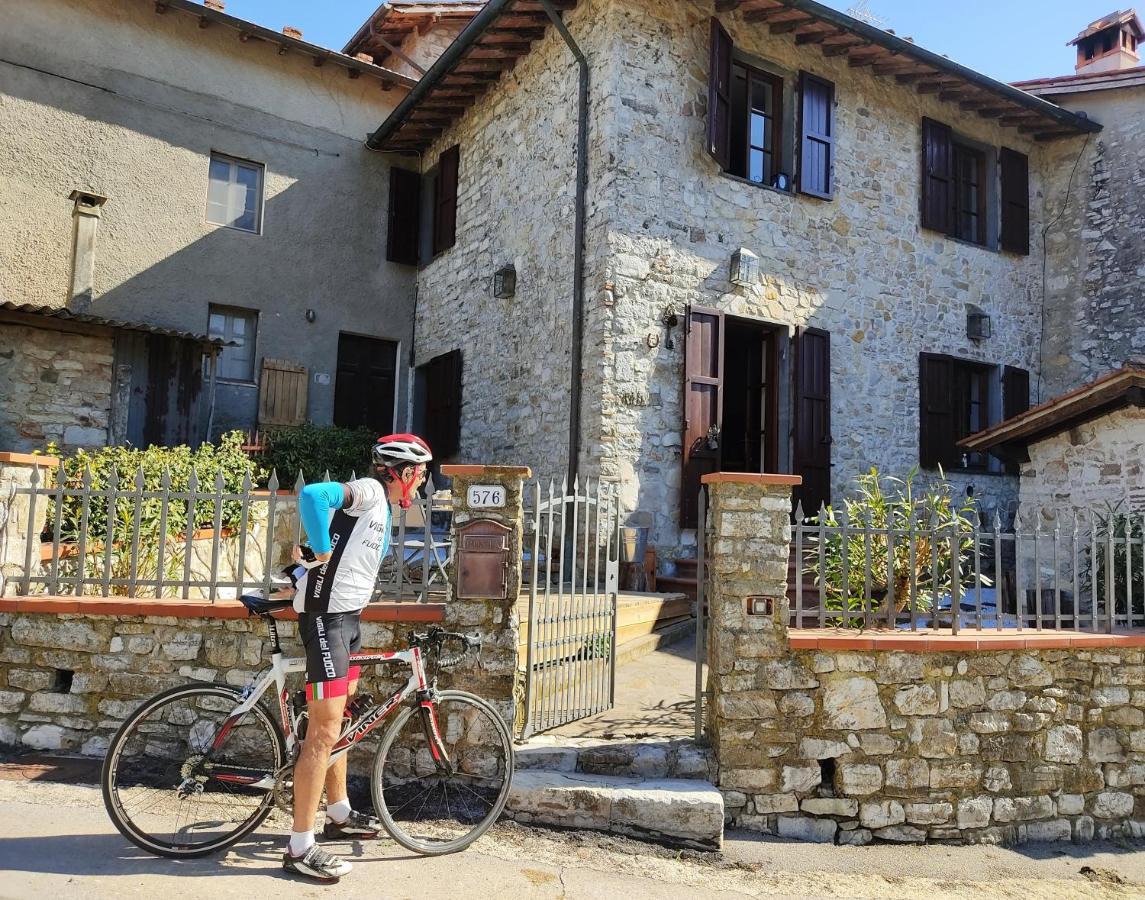 Cara House Tuscany - Zona Lucca Chiatri Esterno foto